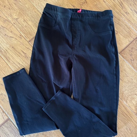 Spanx Pull On Skinny Denim Jeans Black Women’s Large Stretch Elastic Waist - Picture 2 of 4